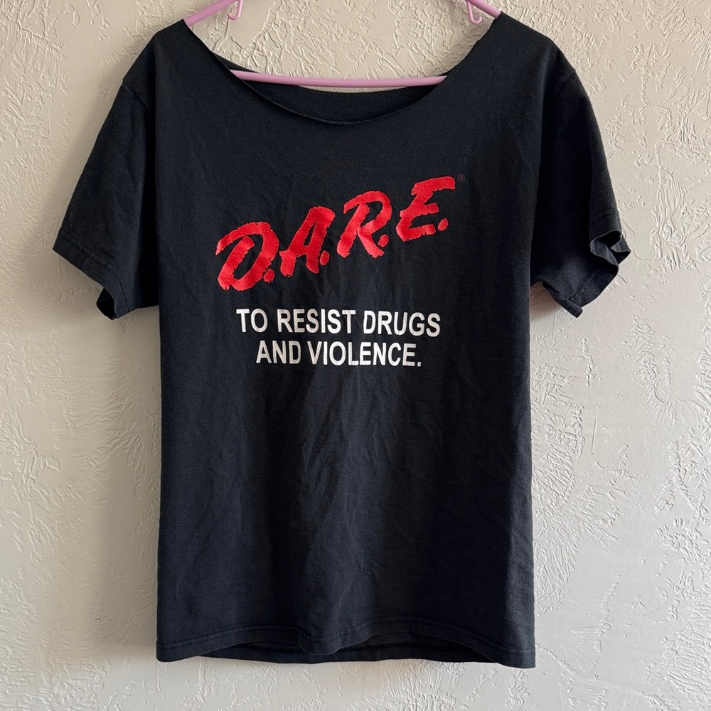 vtg 90s dare tee 💯